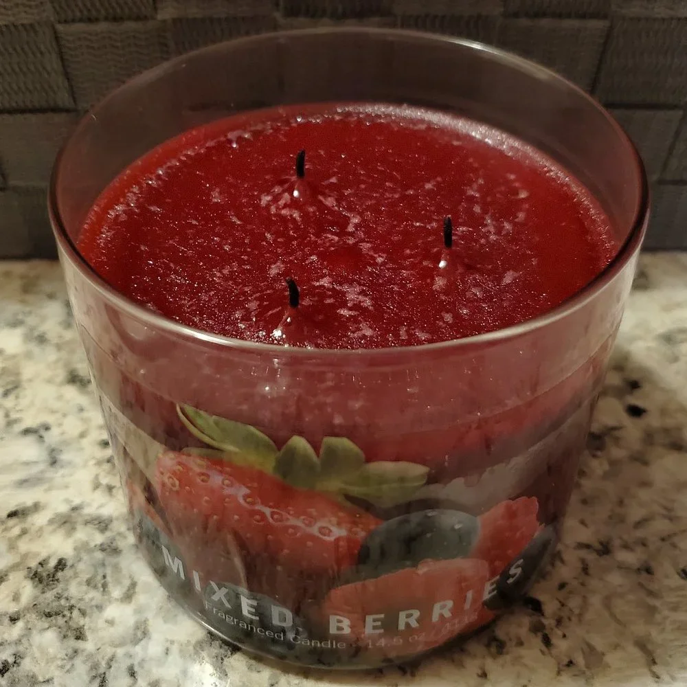 Candle Bundle - Picture 2 of 6